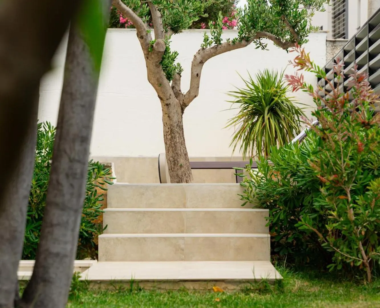 Apartments Villa Pjer - Pool & Private Parking Near Beach Znjan Split