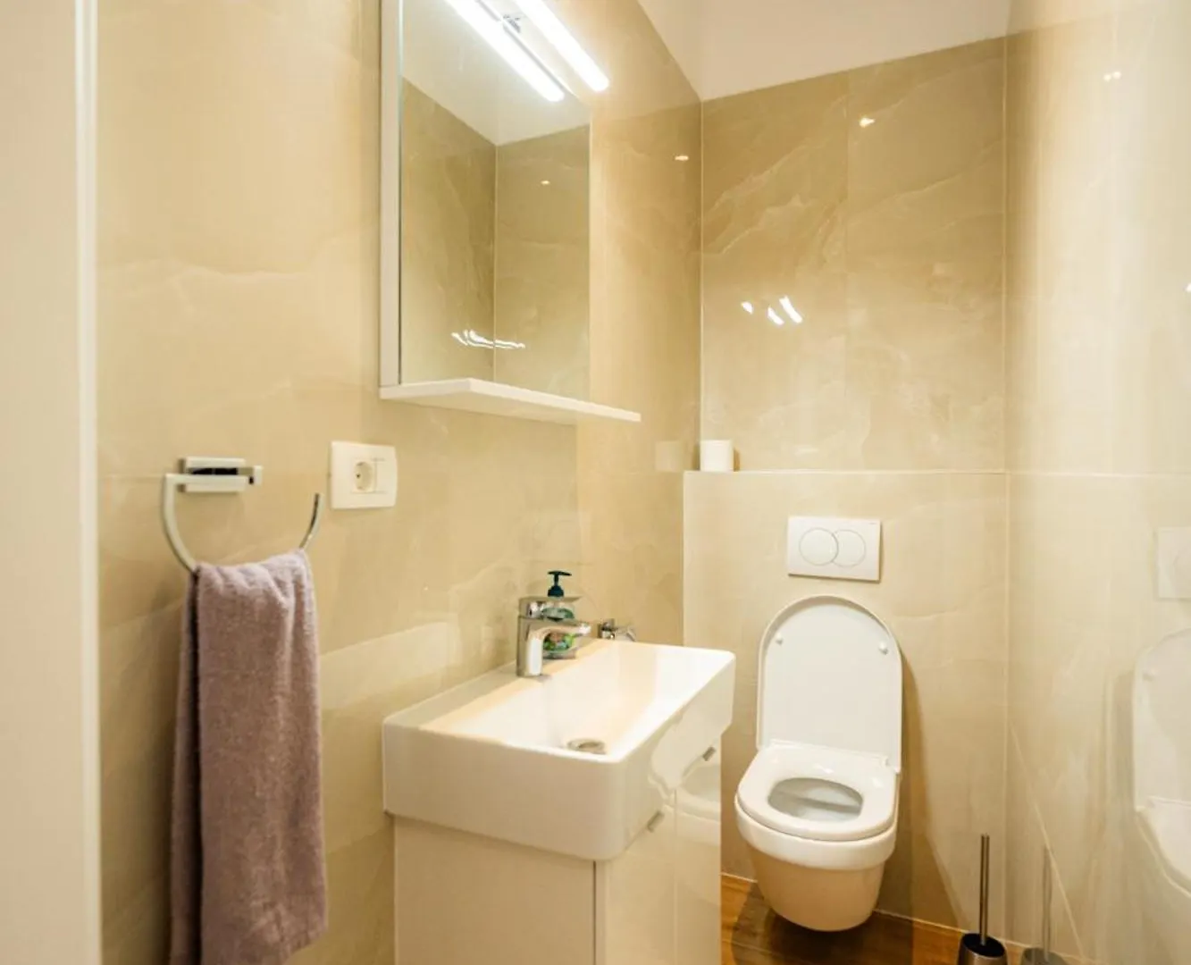 Apartments Villa Pjer - Pool & Private Parking Near Beach Znjan Split
