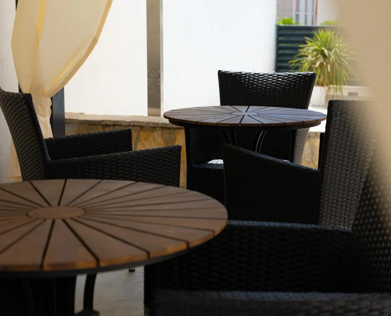 Apartments Villa Pjer - Pool & Private Parking Near Beach Znjan スプリト